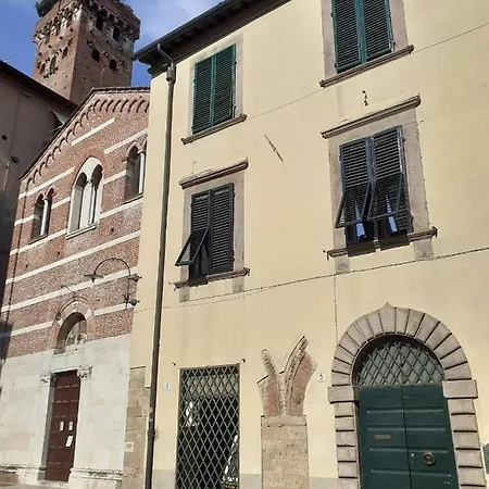 I Santi Apartment *