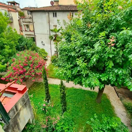 I Santi Apartment *